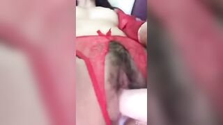 漂亮东北少妇紫薇 啊啊 老公不要停 把我当鸡女一样操 当畜生一样操 骚话不停 白浆骚水喷了一床