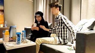 2023-2-24【瘦子探花梦幻馆】约操人妻骚御姐，穿开档丝袜来的，翘起肥臀太骚了