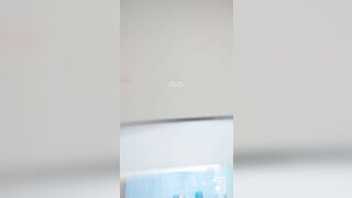 女人坑女人！戏水游泳馆女宾换衣淋浴室内部真实曝光 环肥燕瘦各种身材小姐姐靓丽胴体-VID_ (4)