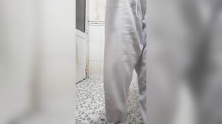 广西乡下小表洗澡,洗澡前还问是你先洗还是我先洗