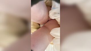 跟随偷窥跟闺蜜逛街的漂亮小少妇 皮肤白皙 这大白屁屁穿着白骚丁 走路一摆一摆太诱惑偷窥