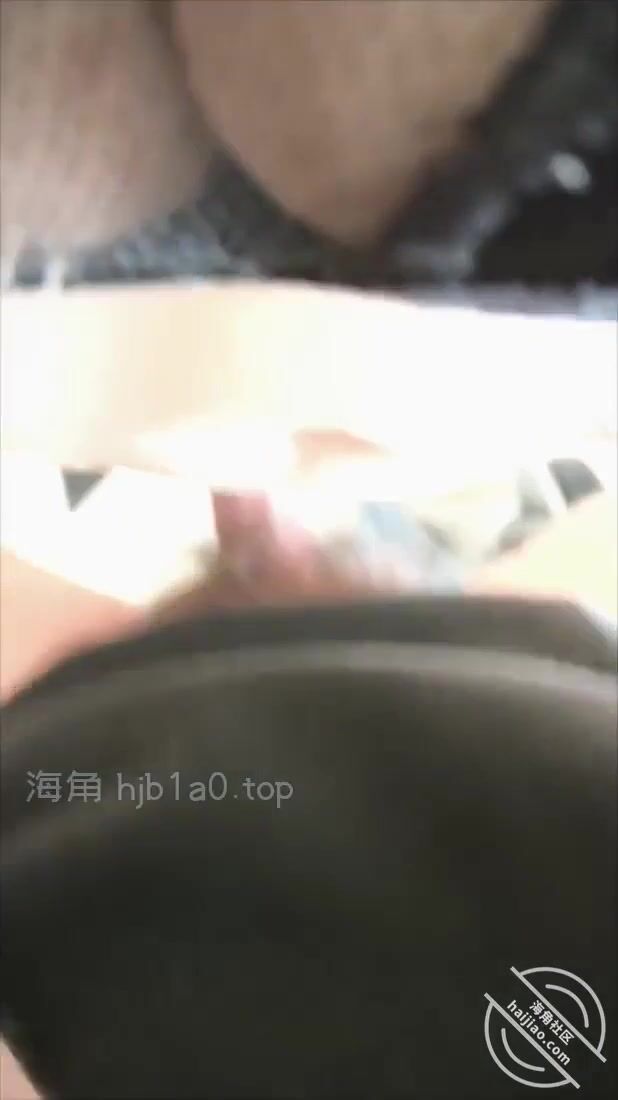 海角社区屌丝侄子乱伦极品气质少妇小姑 生活中刚烈的小姑在床上是如此的风情万种第一次主动索取