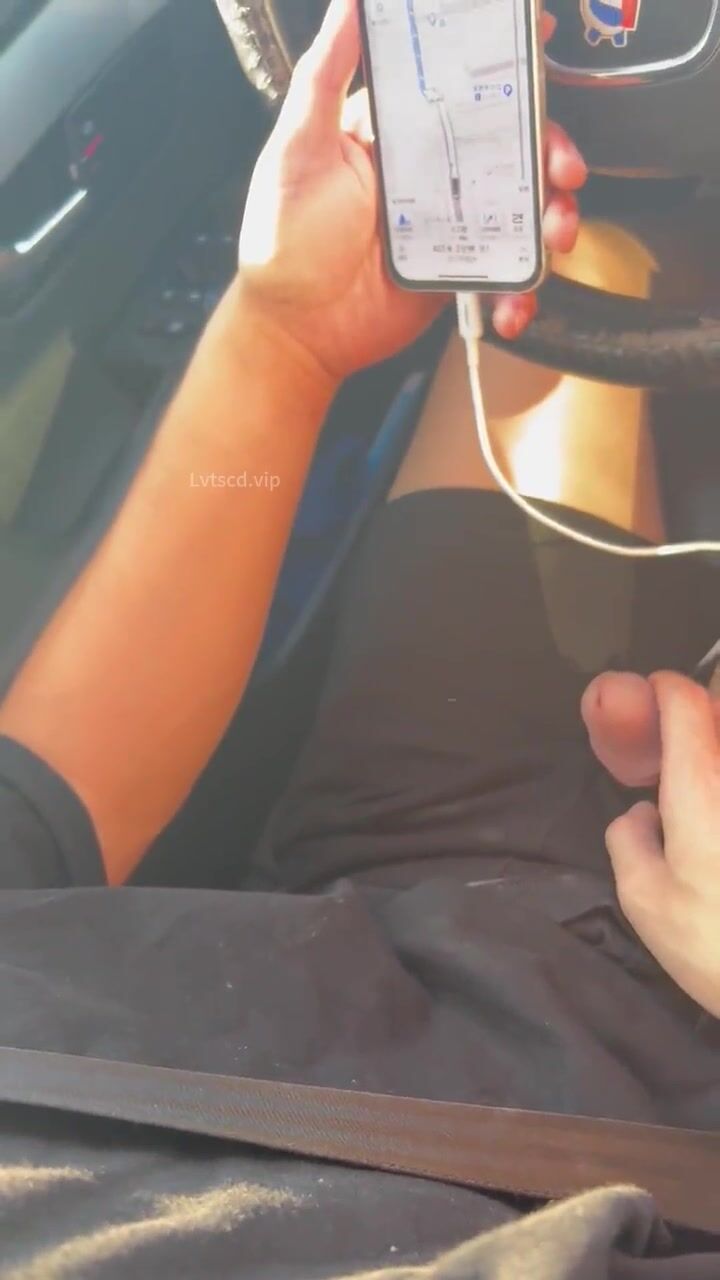 人妖出没 TS丹妮：喜爱刺激，开着车玩司机鸡巴，KTV捡死鱼，澡堂子操逼！