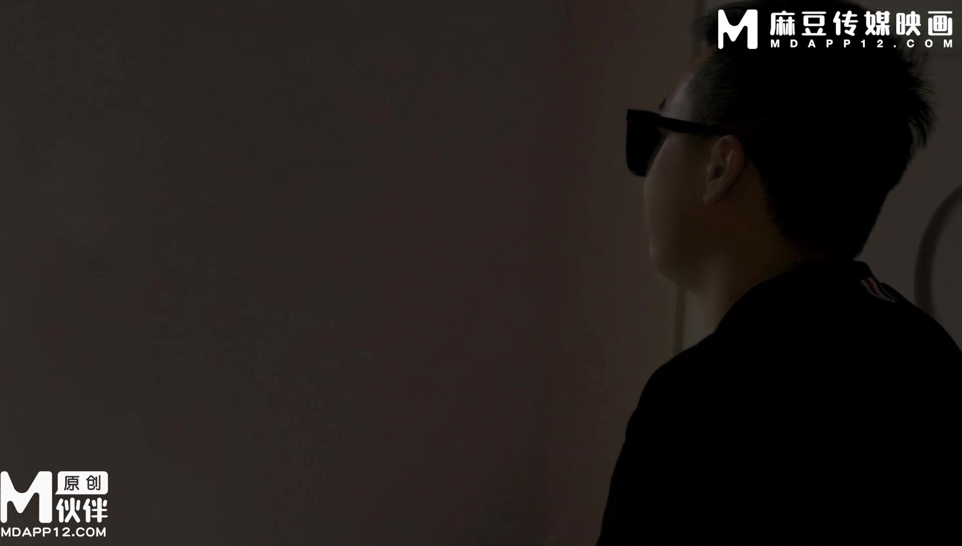 绝对领域 LY-061《我的妻子是人体模特》无法忍受裸露胴体的诱惑
