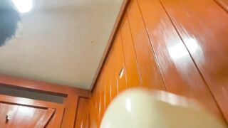 大神潜入火锅店女厕全景偷拍 几位身材不错的小姐姐嘘嘘