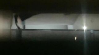 一月新流出魔手外购 高根美足美女系列精选几个无毛靓妹健身背心美女无毛逼白色分泌物