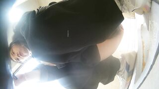 大专女厕全景偷拍17位漂亮学妹 各种各样的美鲍鱼.