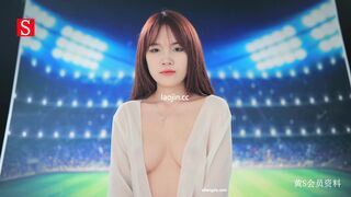 2025年最新流出，【国模大尺度4K私拍】，俏丽御姐，【雨桐】，净身高168cm，蝴蝶穴粉嫩特写掰开，超清画质