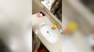 老婆不在家强操刚刚离异风韵犹存的大姨子.