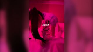 抖音上中国传媒学院的清纯女神，甜美笑容和完美身材,毕业后生活所迫变外拍模特 兼职外网私密生活全曝光