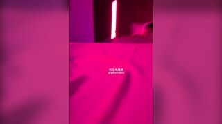 抖音上中国传媒学院的清纯女神，甜美笑容和完美身材,毕业后生活所迫变外拍模特 兼职外网私密生活全曝光