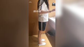 丝足狂喜】推特28万粉丝国产原创丝袜足交博主「酥小强」付费私拍 线下专约素人模特足交抚摸调情