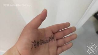 .酒后强奸女儿，女儿的粉穴被父亲的精液入侵了