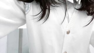 露脸巨乳高颜值大学生宿舍自慰，户外露出，喝尿，叫爸爸！漂亮学生妹私下极度反差是个露出癖性瘾小母狗