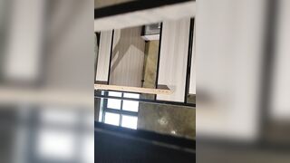 写字楼女厕全景偷拍 几个美女职员的肥美大鲍鱼