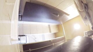 最新流出厕拍大神又找到一份给新KTV送酒的工作❤️趁此机会潜入女厕偷拍❤️撅屁股尿尿萝莉装黑丝少妇抠逼