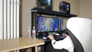 04月20日新品】，00后骚妻，推特绿帽夫妻【芒果】老婆第一单独赴约，本来说的打游戏，结果她成了游戏.