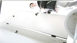 大学城女厕全景偷拍众多的小姐姐❤️各种极品鲍鱼完美展示9