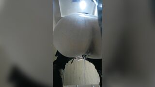 星级酒店女厕全景偷拍多位高颜值大长腿黑丝美女❤️人美B更美9