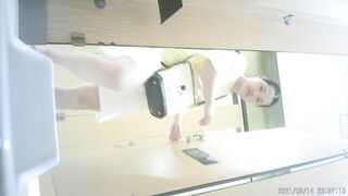 商场女厕全景偷拍5位极品少妇 各种美鲍鱼0