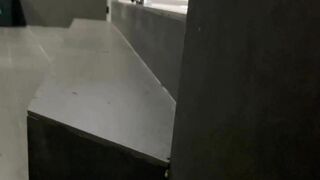 大神潜入商城女厕全景偷拍多位时髦的小姐姐❤️各种极品美鲍鱼1