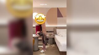 2025年6月最新，【极品泄密】，白富美小少妇，日常跟情人啪啪，完美露脸，冷白皮阴毛浓密，被操的好舒服啊0