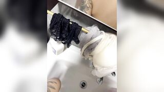 2025年6月最新，【原档泄密】，山东御姐性爱泄密，两情相悦时刚洗完澡就迫不及待的在卫生间干上了！视频高清.