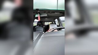 2025新流，极品淫妻【Gigi橘妹】付费作品，与铁粉大哥路边激情车震，无套呻吟声是亮点