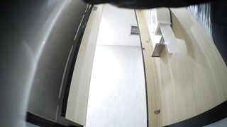 精品厕拍③，美女多多商场女厕真实偷拍，超多小姐姐入镜，后位近景大白屁股像坐在镜头上一样002