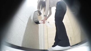 七月最新流出精品厕拍 夜总会女厕高清后拍极品小姐姐逼上贴了张纸尿液顺着纸巾流下掉落满逼的白带超级反差