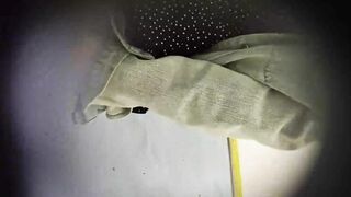 七月流出厕拍大神猫眼手持闯拍 高校女厕偷拍模特身材颜值美女拨开逼逼露出性感的逼毛.