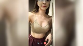 云盘泄密美女模特网络应聘被假经纪人忽悠 脱光光看鲍鱼