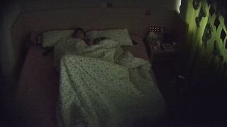 七月最新酒店偷拍 骚妹为男友23岁庆生布置浪漫现场也把自己包装好送他穿上情趣丝袜做爱9