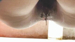 大神潜入商场女厕高清后拍多位美女 各种神秘的花园