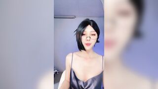 7月新品，极品舔屏阿黑颜女神【蘸点蜜桃酱】门槛福利，太懂男人了，口活技术一流，高潮脸道具深喉4