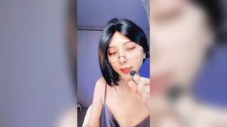 7月新品，极品舔屏阿黑颜女神【蘸点蜜桃酱】门槛福利，太懂男人了，口活技术一流，高潮脸道具深喉2