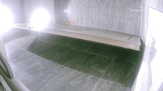 KTV女厕全景偷拍多位大长腿御姐  各种极品美鲍鱼完美展示.