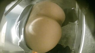 大神潜入办公楼女厕全景贴B偷拍❤️极品御姐的粉嫩美鲍鱼