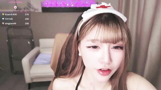 ST-932【尤物女神歸來 Kiki-2025】最新抽插噴水大尺度合集2