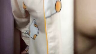 推特女菩薩，大奶學姐bongsu白虎一線天小穴，每日挖泉眼5