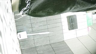 餐厅女厕前后双景偷拍 多位美少妇各种极品嫩鲍鱼1