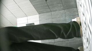 CC大神酒店女厕全景偷拍11位美女❤️各种美鲍鱼完美展示21