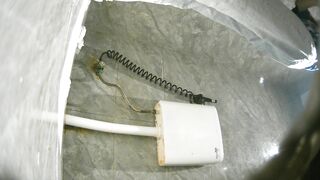 大神潜入KTV女厕全景偷拍20位美女嘘嘘❤️还有几位女神级的少妇人美B嫩4