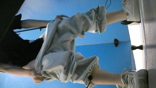 大神潜入商场女厕全景偷拍14位高颜值美女嘘嘘❤️人美B嫩