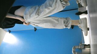 大神潜入商场女厕全景偷拍14位高颜值美女嘘嘘❤️人美B嫩