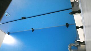 大神潜入商场女厕全景偷拍14位高颜值美女嘘嘘❤️人美B嫩1