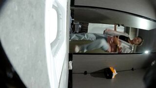 餐厅女厕近距离后拍几位美女食客 各种神秘的美鲍鱼