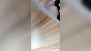 大神潜入办公楼女厕近距离抄底偷拍 5位美女同事的极品嫩鲍鱼1