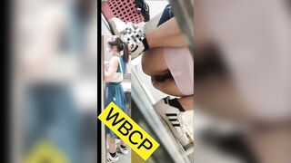 大神潜入火锅店女厕全景偷拍众多的小姐姐 各种极品鲍鱼完美呈现3