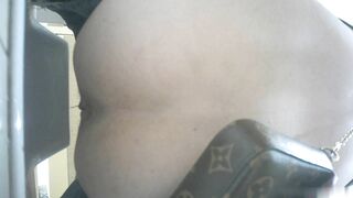 -大神潜入商场女厕近距离偷拍18位美女的各种极品美鲍鱼1